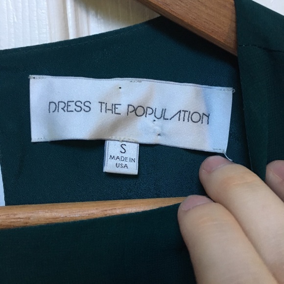 Dress the Population Mara Long Sleeve Dress Emerald Green Open Back - Picture 6 of 6